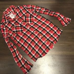 SO flannel. Super comfy. 100% rayon.